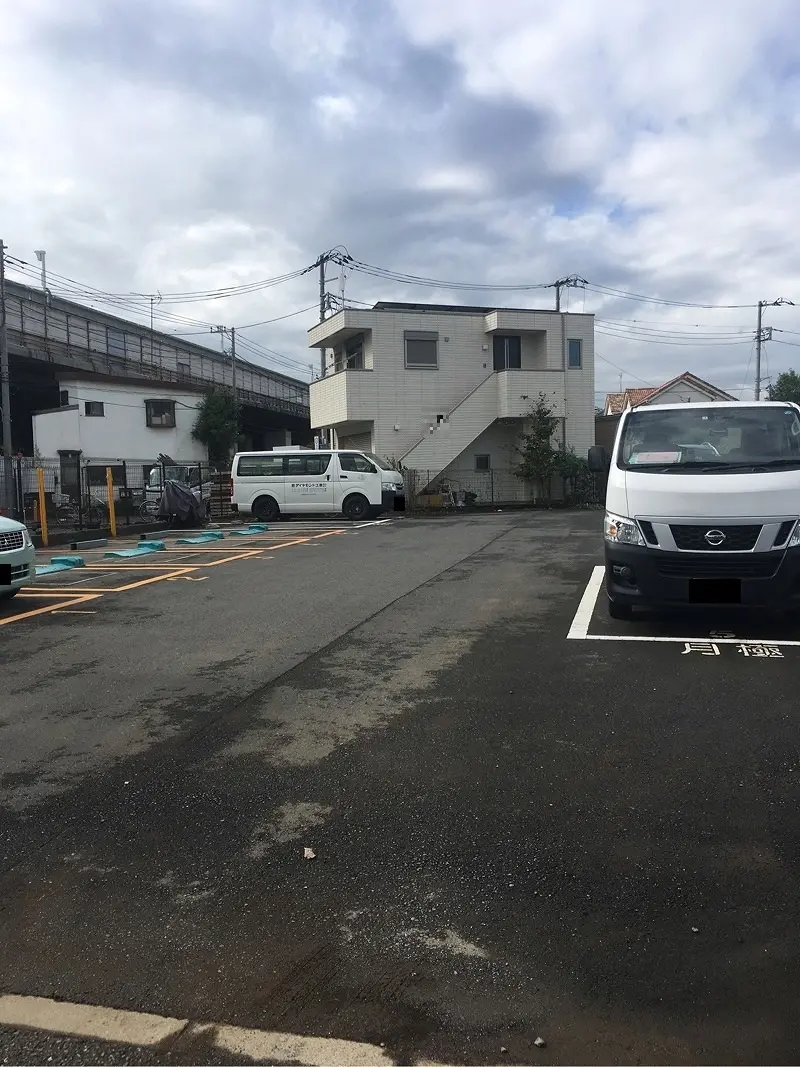 世田谷区喜多見３丁目　月極駐車場